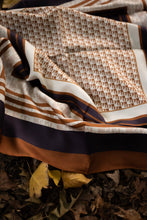 Load image into Gallery viewer, Ph Classic Autumn