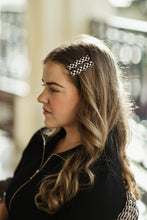 Load image into Gallery viewer, Whitney Checker Alligator Clip Black and Cream