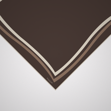 Load image into Gallery viewer, Classique Dark Brown & Cream