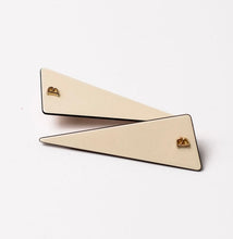 Load image into Gallery viewer, Loretta Triangle Clips Cream