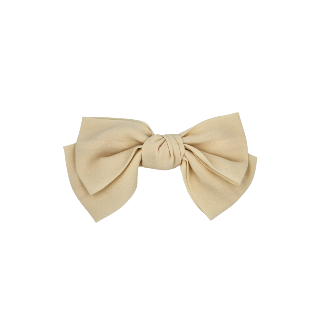 Chanel Chiffon Bow cream