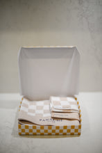 Load image into Gallery viewer, Classic Checker Tea Towel And Dishcloth Set
