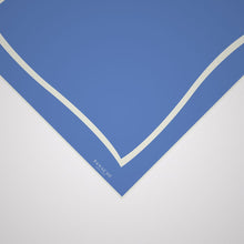 Load image into Gallery viewer, Classique Sky &amp; white
