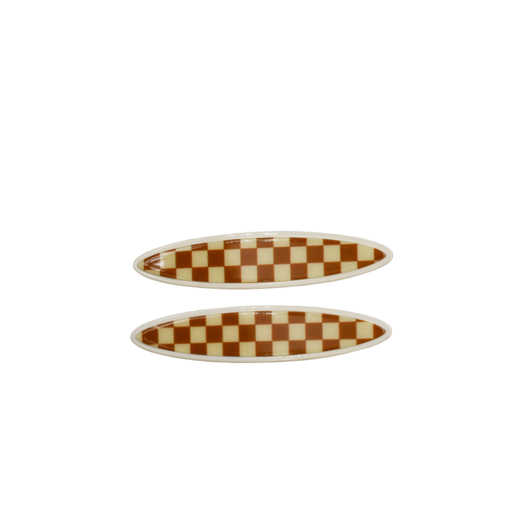 Maya Oval Clips Tan with White Checker