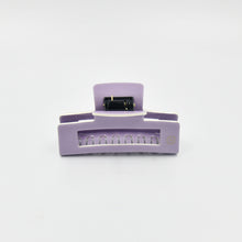 Load image into Gallery viewer, Large Claw Clip Lilac + Cream
