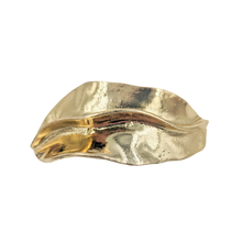 Load image into Gallery viewer, Gold leaf metal barrette clip
