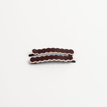 Load image into Gallery viewer, Laura Slide Clips Burgundy with Beige
