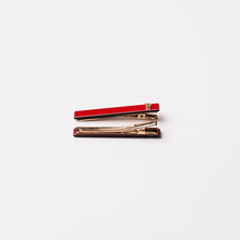 Load image into Gallery viewer, Winona PS Alligator Clips Red
