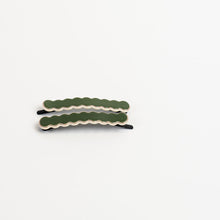 Load image into Gallery viewer, Laura Slide Clips Dark Green and Beige

